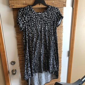 LulaRoe Carly—Medium